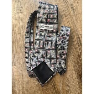 Valeriano Collection Mens Silk Necktie Gray Geometric Square Pattern Hand Made‎